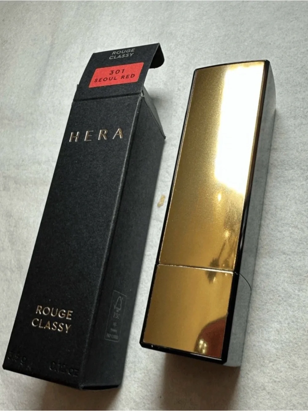 HERA Rouge Classy Lipstick, Endorsed by Jennie 301 SEOUL RED